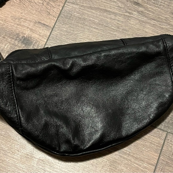Free People Black Leather Fanny / Sling - Picture 4 of 5